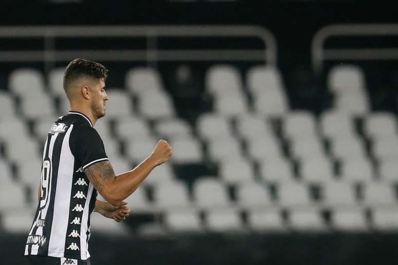 Pedro Raul em ação (Foto: Vítor Silva/Botafogo)