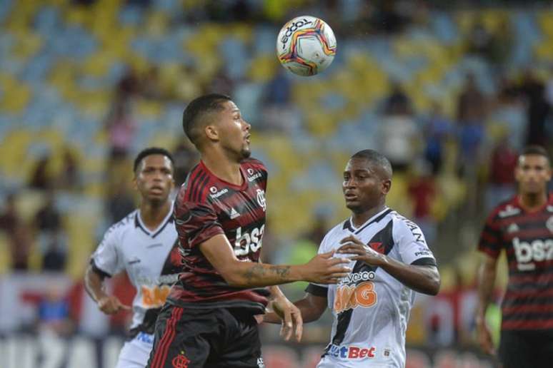 Vitor Gabriel iniciou entre os 11 contra o Vasco, pela 2ª rodada (Foto: Marcelo Cortes/ Flamengo)
