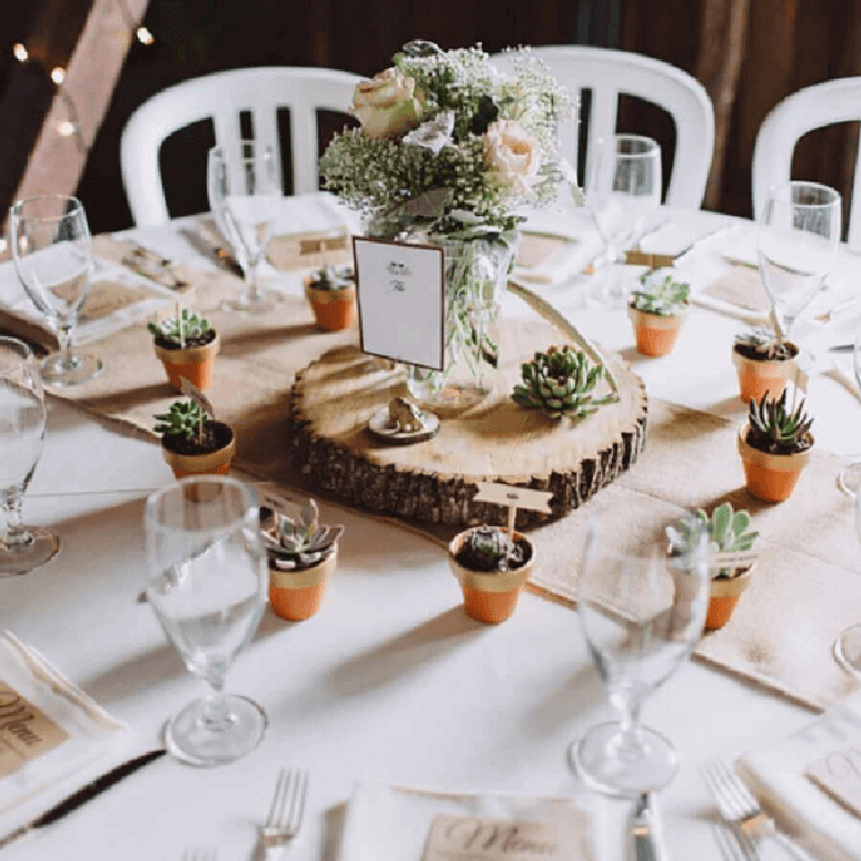 Decoração de Casamento Simples: 49 Ideias Criativas para Copiar - Revista  Artesanato