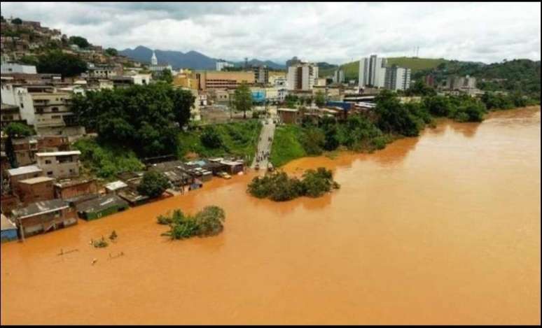 Várias cidades de Minas Gerais, além de Espírito Santo e Rio de Janeiro, têm sido castigadas pelas chuvas (Divulgação)