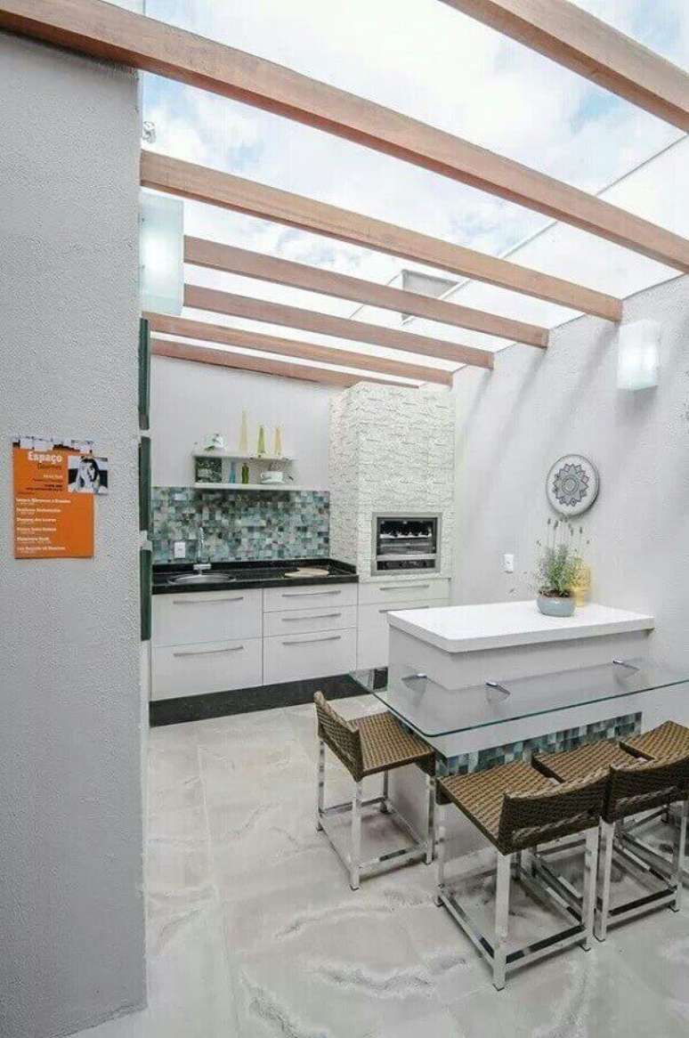 38. Espa&ccedil;o gourmet com teto de vidro &ndash; Fonte: Pinterest