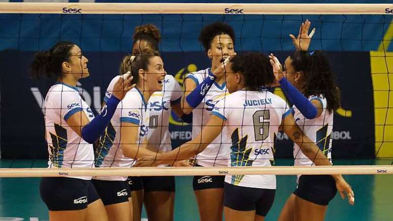 Sesc-RJ vence São Paulo/Barueri e sustenta liderança da Superliga Feminina