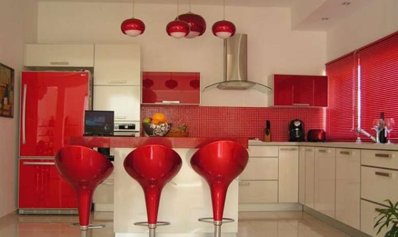 14. Cores para cozinha deixam o ambiente mais aconchegante e elegante.