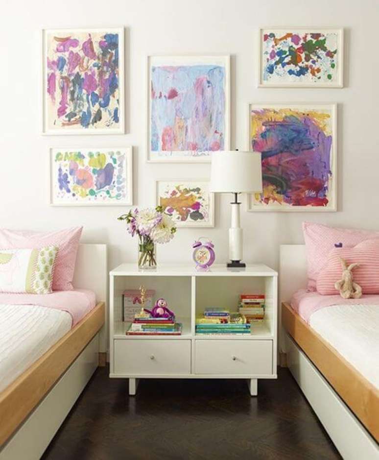 53. Paredes decoradas com quadros infantis – Foto: Minha casa minha cara