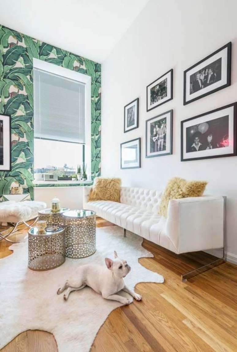 52. Sala de estar moderna com persianas &ndash; Via: Pinterest