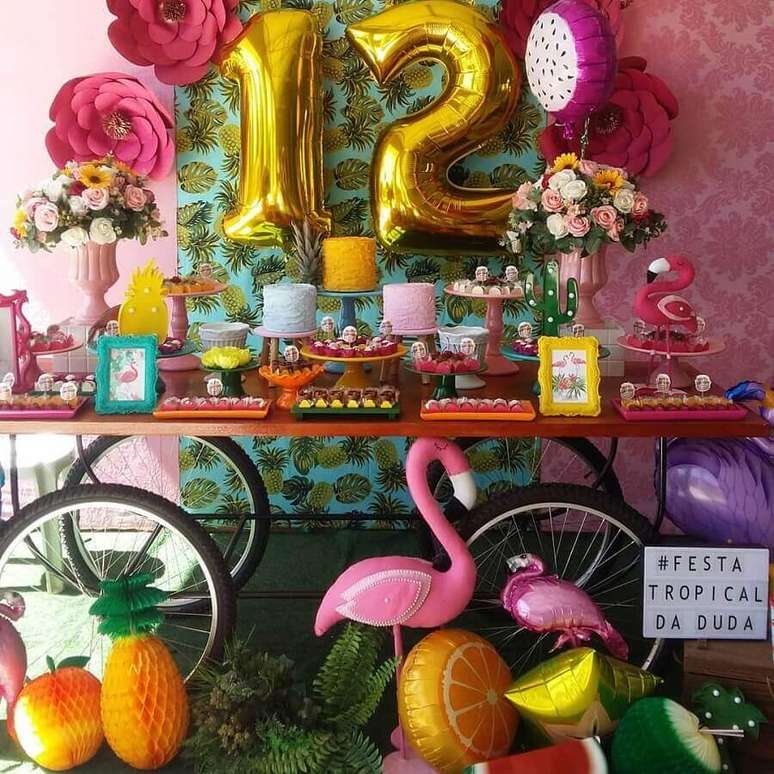 4. Os detalhes fazem toda a diferença na decoração de festa flamingo tropical – Foto: Luart’s Festas
