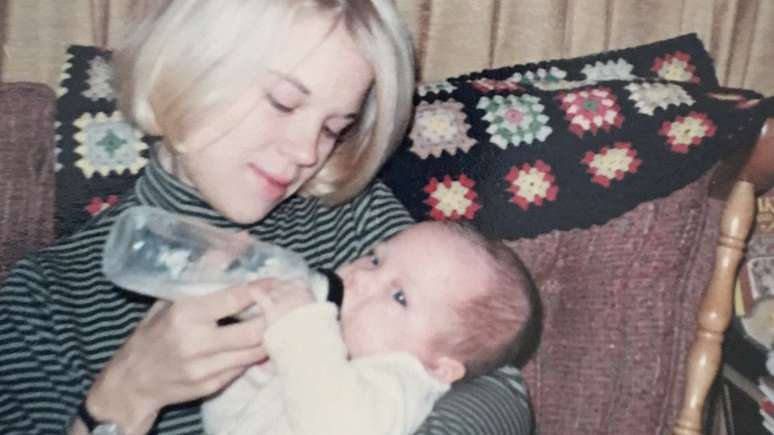Kimberly Zieselman quando era bebê e sua mãe, em 1966