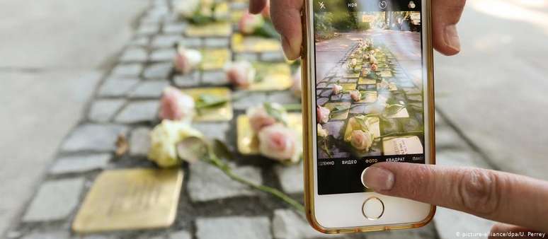 Atualmente h&aacute; 75 mil "Stolpersteine" espalhadas em v&aacute;rios pa&iacute;ses