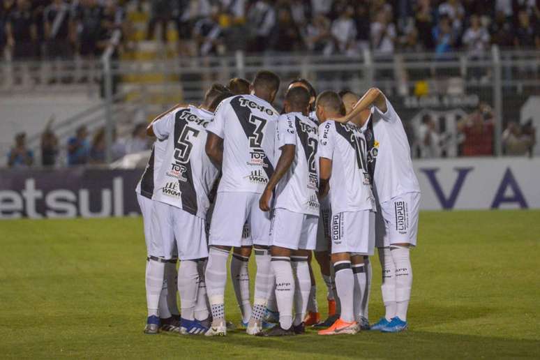 Ponte busca liderança do Grupo A (Foto: Divulgação/Álvaro Júnior)