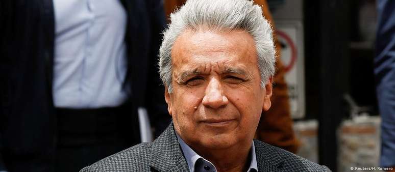 "N&oacute;s, homens, estamos constantemente sujeitos a acusa&ccedil;&otilde;es de ass&eacute;dio", disse o presidente equatoriano em reuni&atilde;o