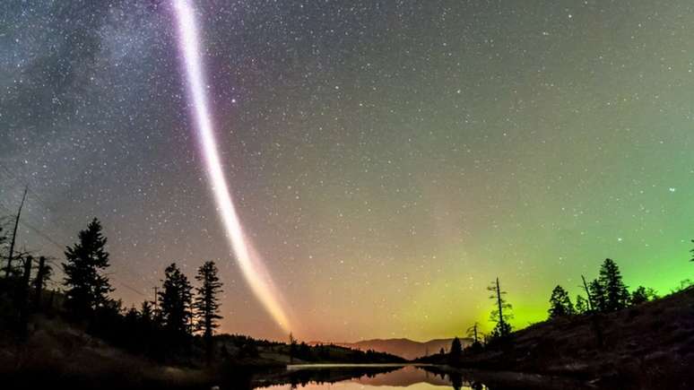 Em 2018, outro grupo de entusiastas descobriu Steve, aurora boreal de coloração roxa