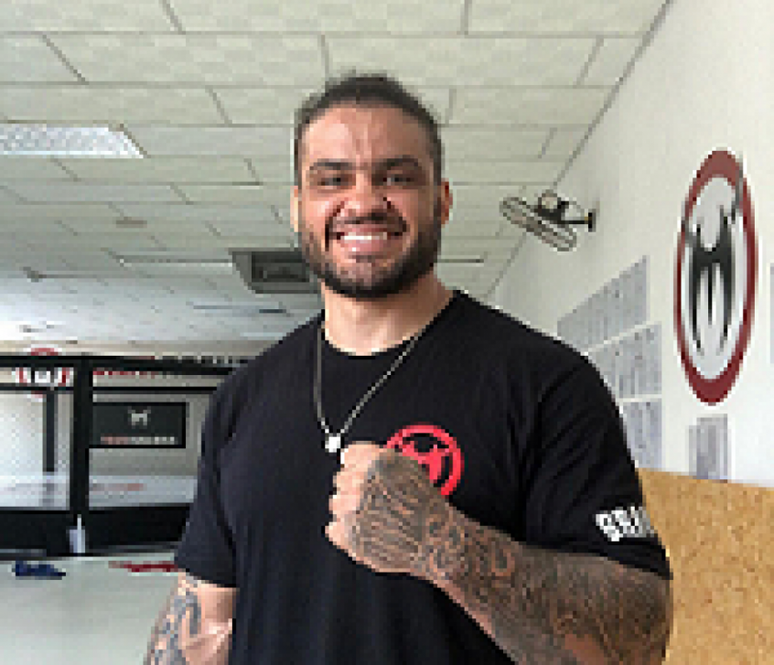 Rick Monstro colocará em jogo seu título meio-pesado no Taura MMA 9 (Foto: Reprodução)