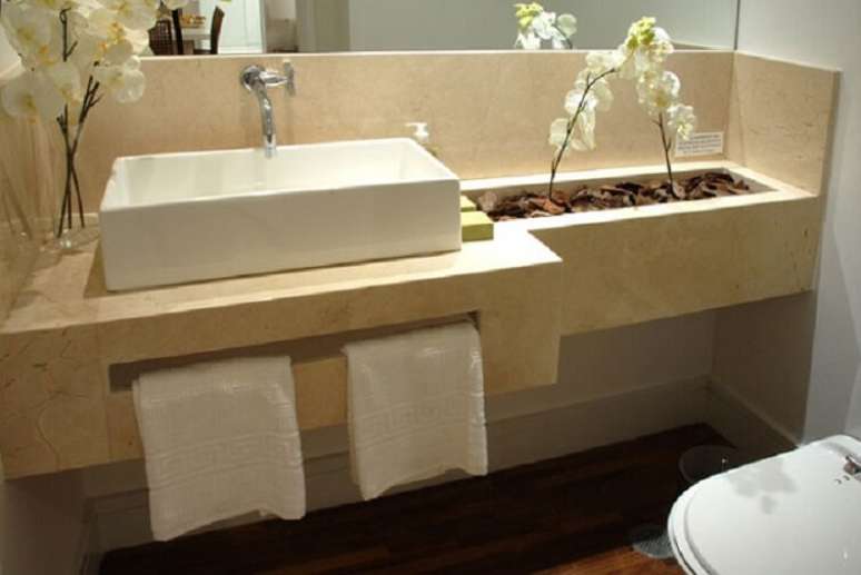 46. As cubas para banheiro s&atilde;o encontradas em diversas cores e tamanhos. Fonte: Pinterest