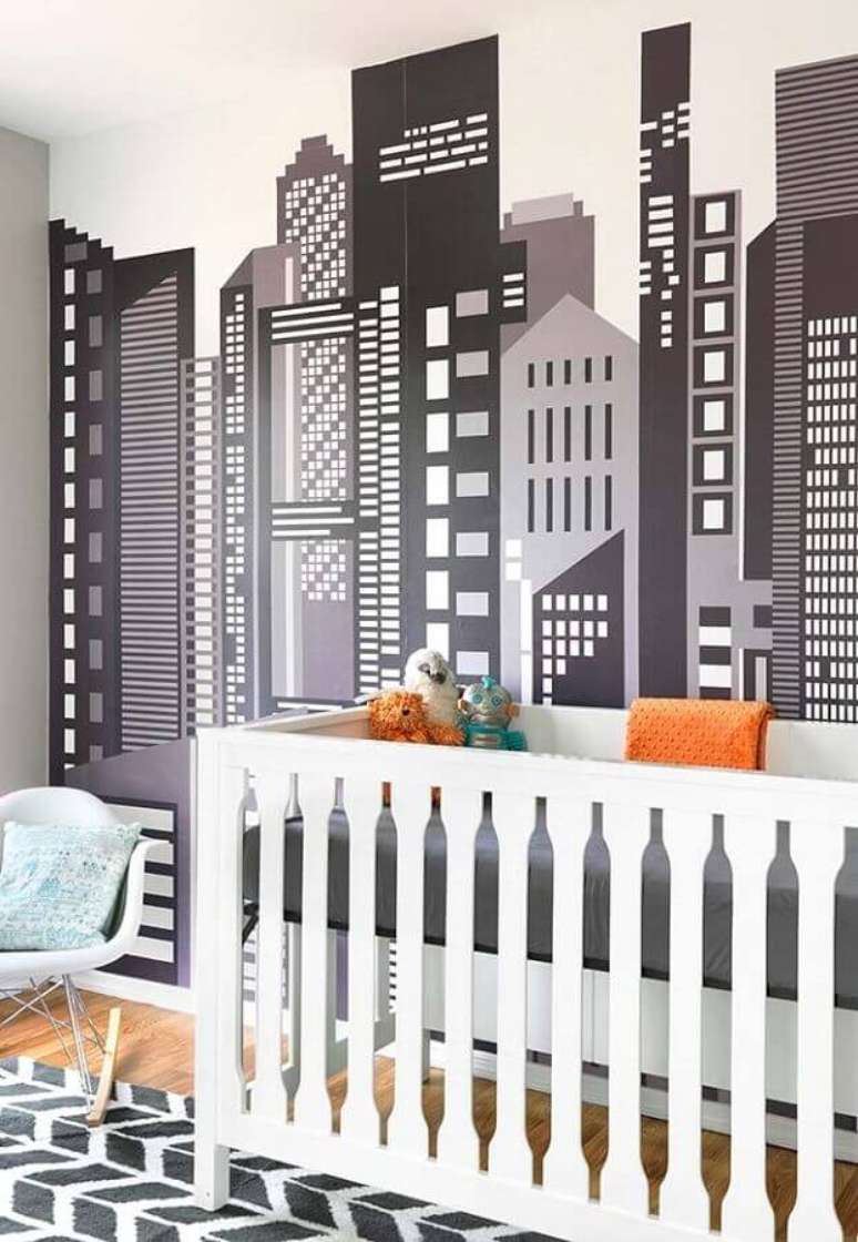 64. Papel de parede para quarto de beb&ecirc; com estampa de pr&eacute;dios em preto e branco &ndash; Foto: Pinterest