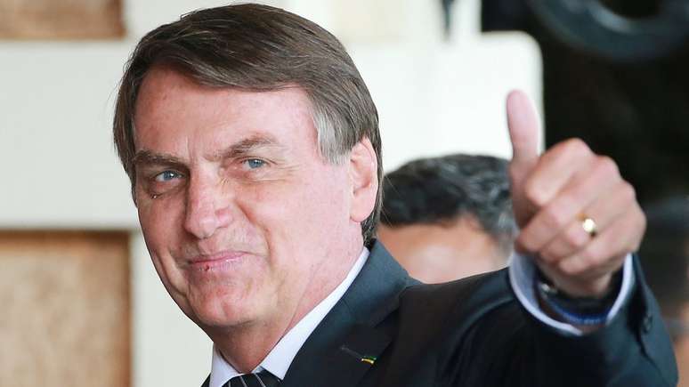 O presidente Jair Bolsonaro desafiou os governadores a zerar o ICMS que incide sobre os combustíveis