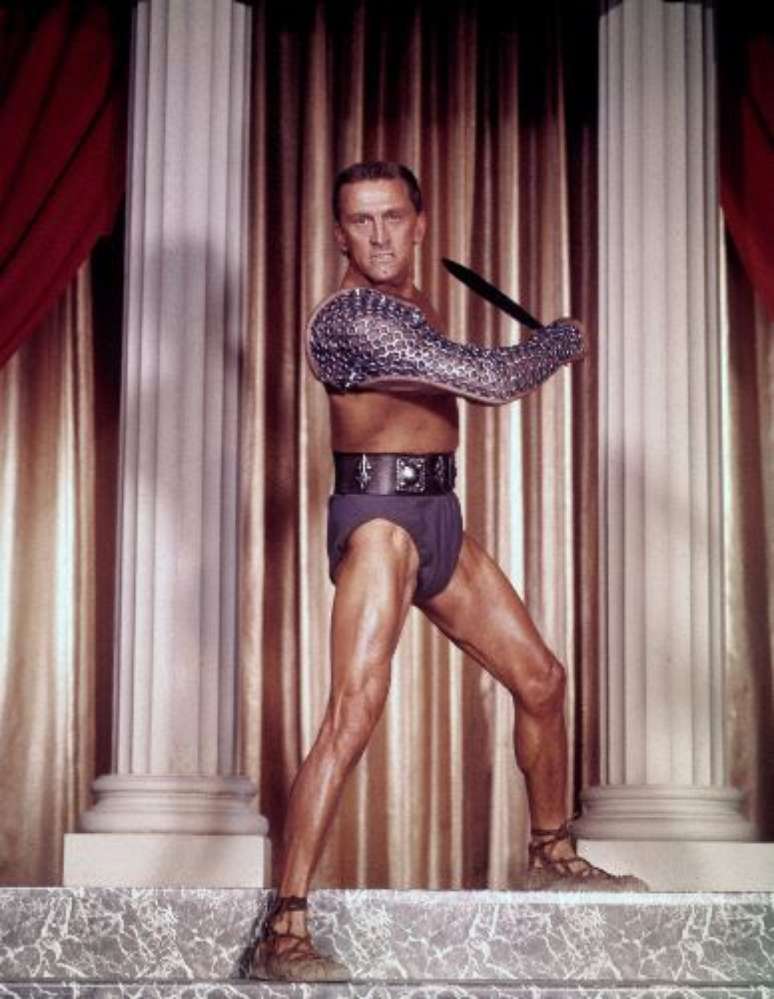 Kirk Douglas em 'Spartacus', filme de 1960, que o trouxe ao Brasil