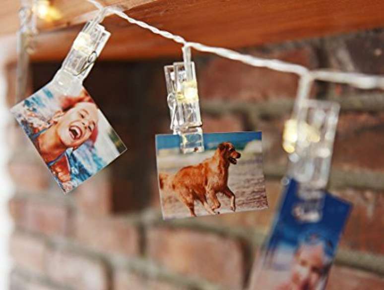 26. Varal de fotos com prendedor pisca pisca