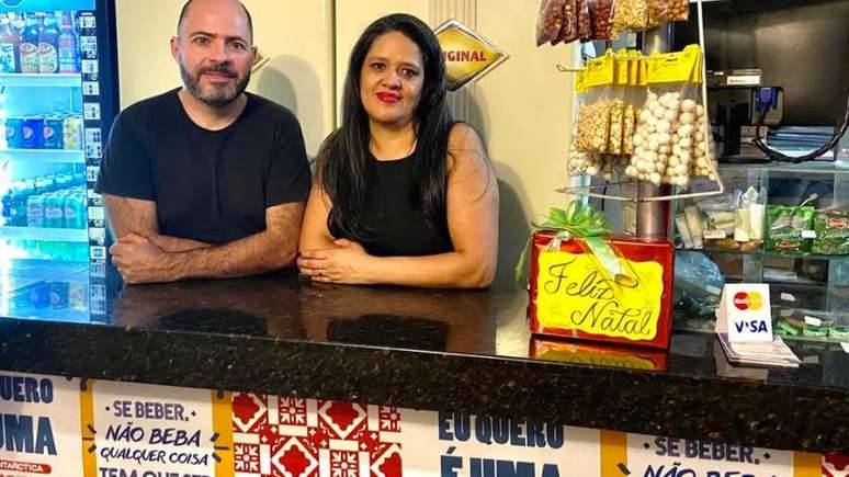 'Cinco reais &eacute; o pre&ccedil;o de um salgado. Como a gente vai competir com isso? Como ter lucro e servir uma refei&ccedil;&atilde;o decente a R$ 10, sem taxa de entrega?', pergunta Alexandre Bassoli