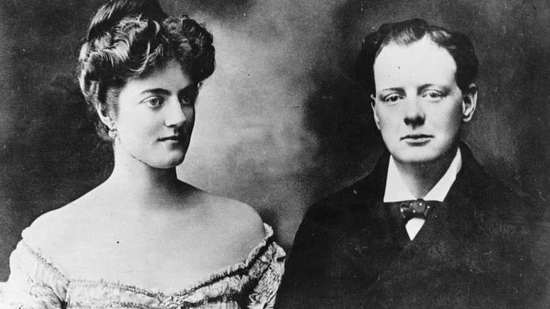 Winston Churchill e Clementine Hozier ficaram juntos por quase seis décadas