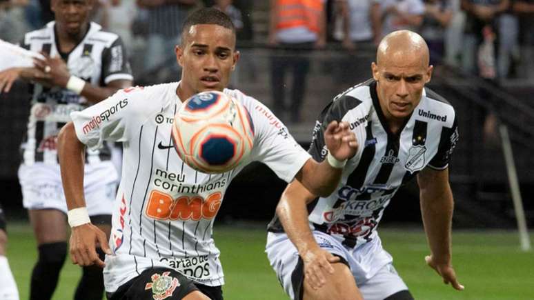 Corinthians joga mal e perde a chance de assumir a liderança do Grupo D do Paulistão (Foto: Gero Rodrigues/Ofotograficopress/Lancepress!)