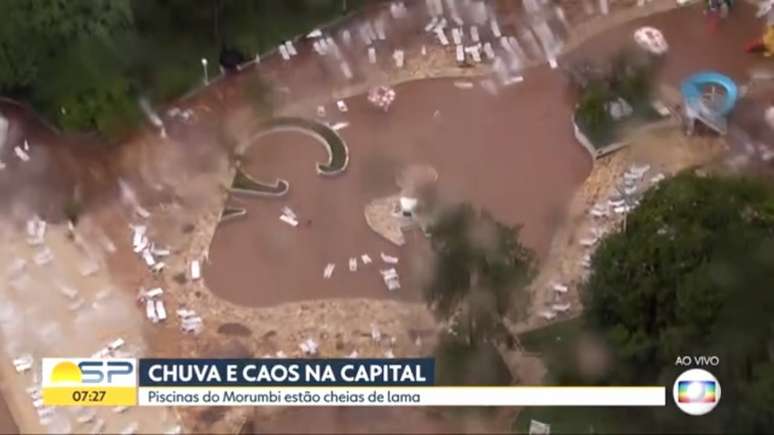 Sede social do Morumbi amanheceu cheia de lama por conta do temporal na cidade (Foto: Reprodução/TV Globo)