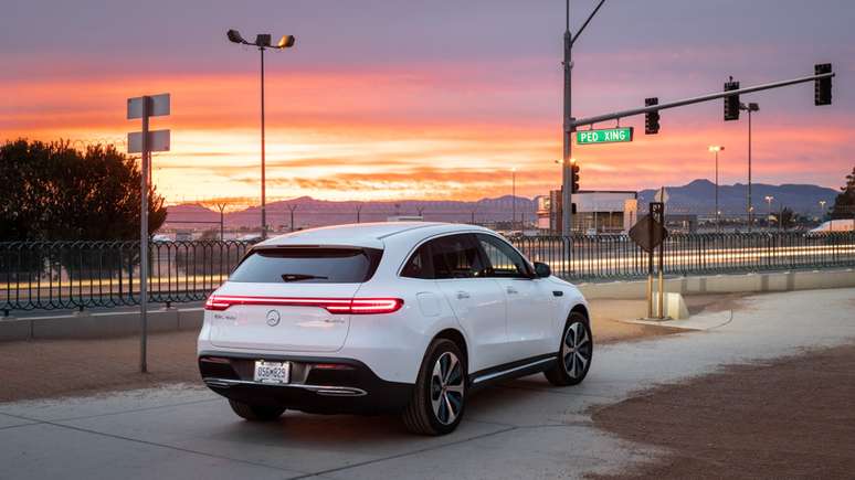 O nov&iacute;ssimo EQC 400 poder rodar at&eacute; 470 km sem precisar de recarga.