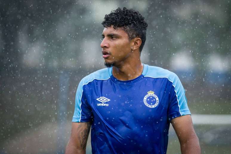 Éderson rescinde com o Cruzeiro (Foto: Divulgação/Gustavo Aleixo)