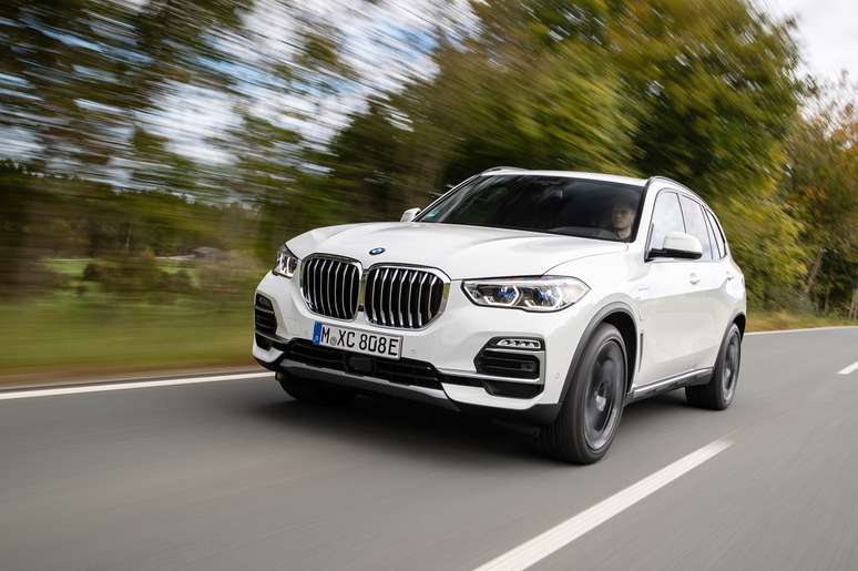 BMW X5 xDrive45e M Sport: 87 km no modo puramente elétrico.