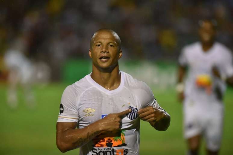 Desde julho de 2018 no Santos, Carlos Sánchez tem 24 gols marcados em 78 jogos (Foto: Ivan Storti/Santos)