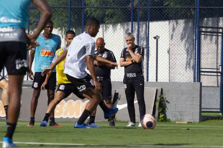 Tiago Nunes pode fazer mudanças no Corinthians para o clássico contra o São Paulo (Daniel Augusto Jr./ Agência Corinthians)