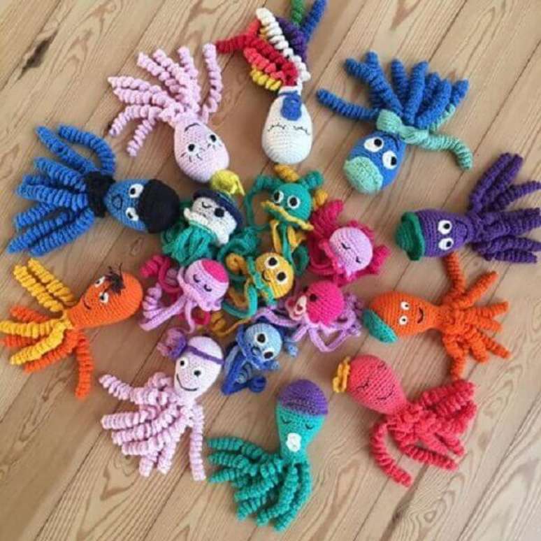 25– Polvos de crochê coloridos e alegres. Fonte: Pinterest