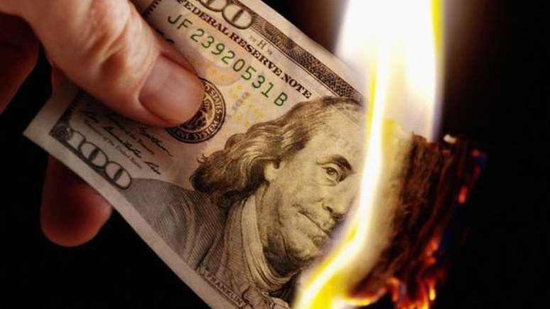 Iniciada em 2010, &uacute;ltima onda mostra "o maior, mais r&aacute;pido e amplo aumento" da d&iacute;vida global desde a d&eacute;cada de 1970