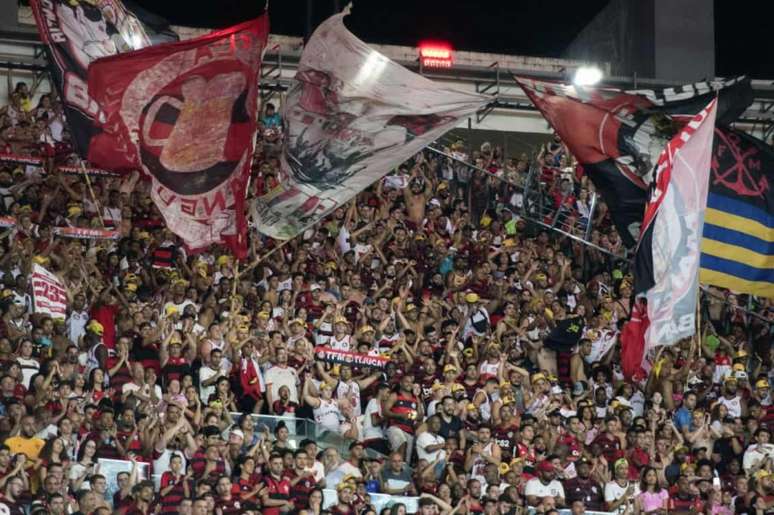 Torcida do Flamengo grita time de(Foto: Delmiro Junior/Photo Premium/Lancepress!)