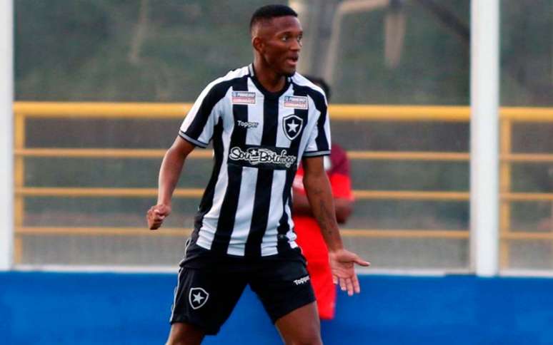 Wesley em ação pelo Botafogo (Foto: Arquivo Pessoal)