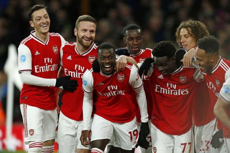 Com gol e assistência, Pépé descomplicou para o Arsenal (Foto: AFP)