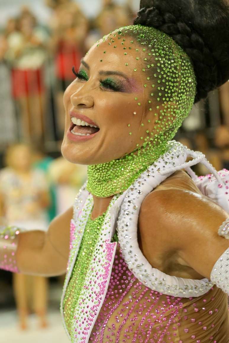 Famosas irão desfilar no Carnaval de São paulo em 2020