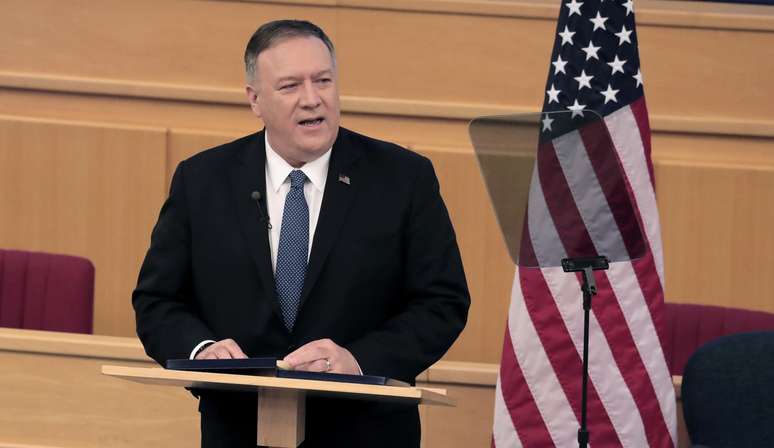 Secret&aacute;rio de Estado dos EUA, Mike Pompeo, discursa em Adis Abeba
19/02/2020 REUTERS/ Tiksa Negeri 