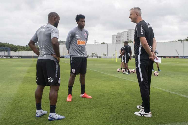 Tiago Nunes tem a semana livre de treinos no Corinthians (Daniel Augusto Jr./ Agência Corinthians)