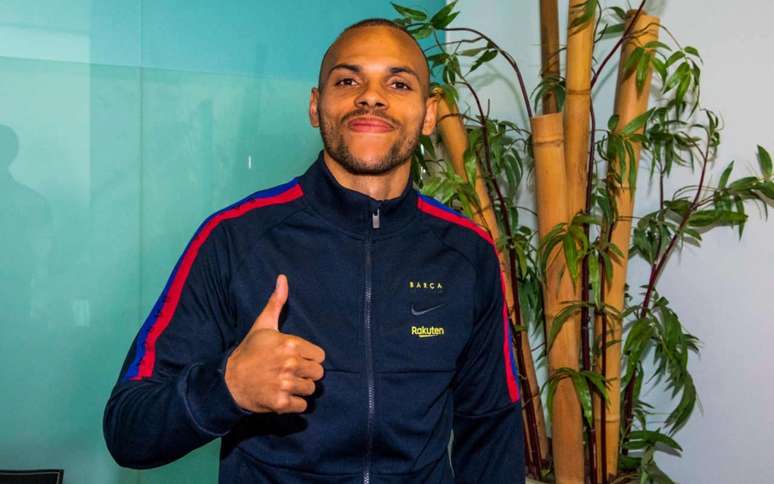 Martin Braithwaite foi apresentado pelo Barcelona nesta quinta (Foto: Divulgação/Barcelona)