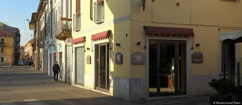 Medo do coronavírus provocou o fechamento de estabelecimentos em pelo menos 10 cidades do norte da Itália