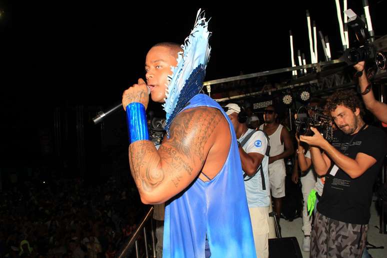 Léo Santana sobe ao trio pela segunda vez no Carnaval de Salvador