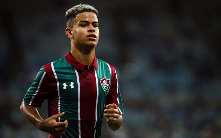 Miguel perde sequência com Odair Hellmann (Foto: LUCAS MERÇON/ FLUMINENSE F.C.)