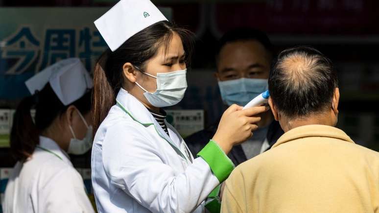 Presidente chinês descreveu surto de coronavírus como a "maior emergência de saúde pública" recente do país