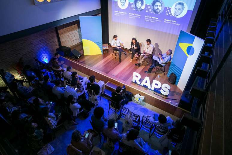 A Raps n&atilde;o se considera um movimento de renova&ccedil;&atilde;o pol&iacute;tica, e sim uma rede para qualific&aacute;-la