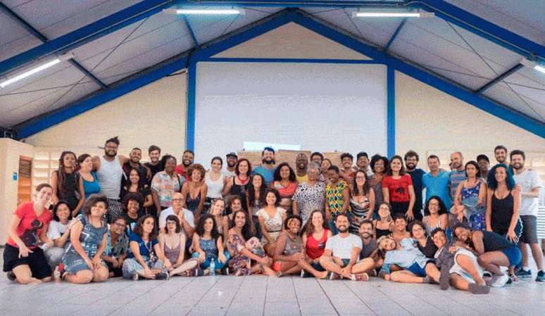 Integrantes da Gabinetona, mandato coletivo criado pelo Muitas e cuja parte dos membros &eacute; pr&eacute;-candidato pelo movimento.