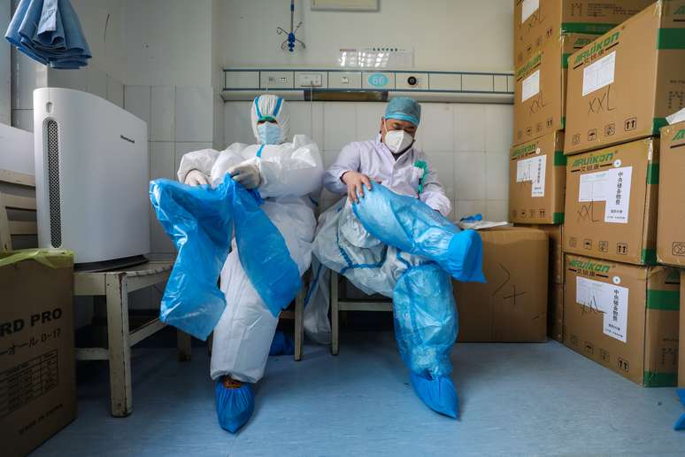 Hospital da Cruz Vermelha em Wuhan, província de Hubei , na China  24/2/2020  China Daily via REUTERS 
