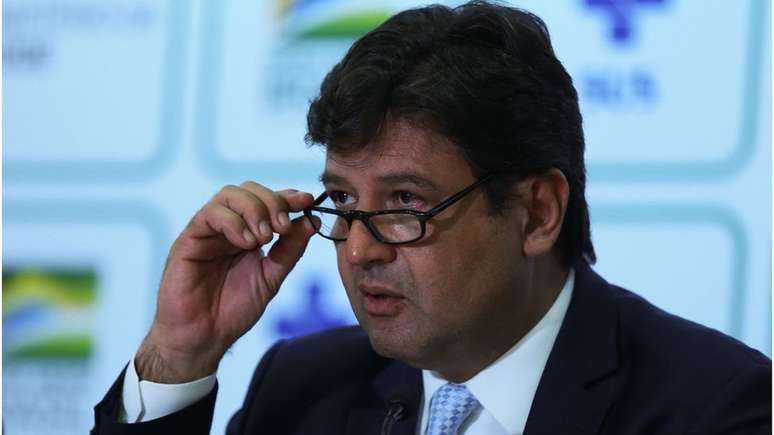 Ministro da Saúde, Luiz Henrique Mandetta, diz vale a regra do bom senso na primeira etapa da chegada da doença ao Brasil