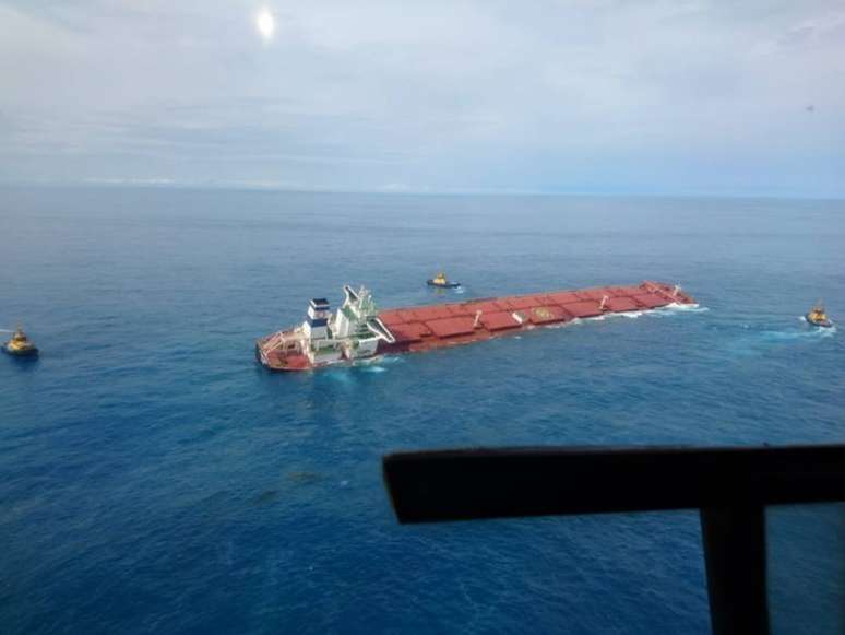 Navio MV Stella Banner com carregamento de minério da Vale adernou a cerca de 100 quilômetros do porto de Itaqui, no Maranhão