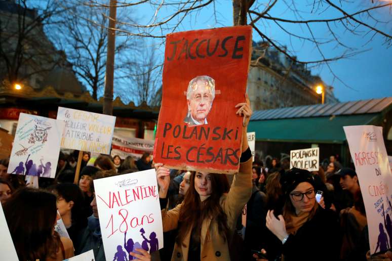 Grupos feministas protestam contra Polanski perto do local da premiação do César
28/02/2020
REUTERS/Charles Platiau