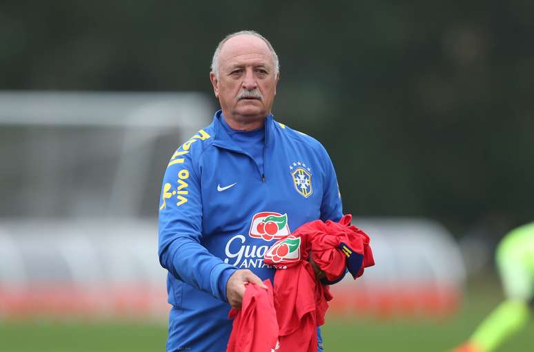 Luiz Felipe Scolari durante treino da Seleção Brasileira na Granja Comary, em 2014